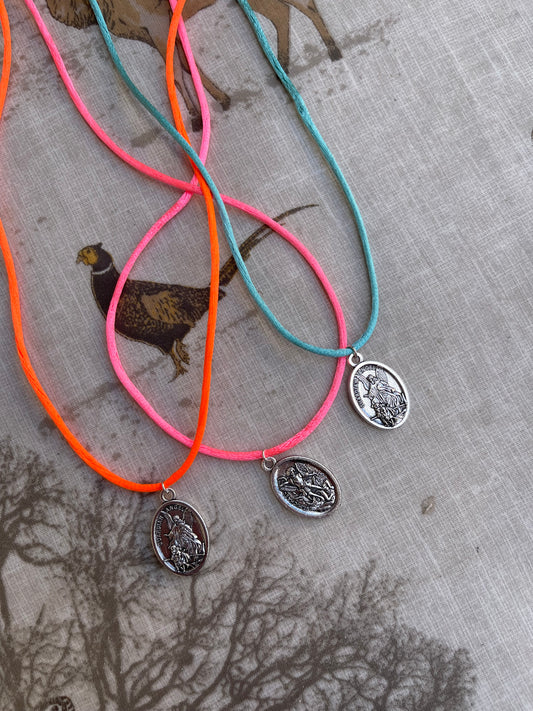 Medalla Ángel Custodio flúor