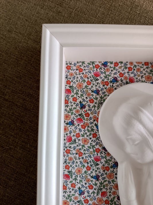 Virgen Niña florecitas otoño