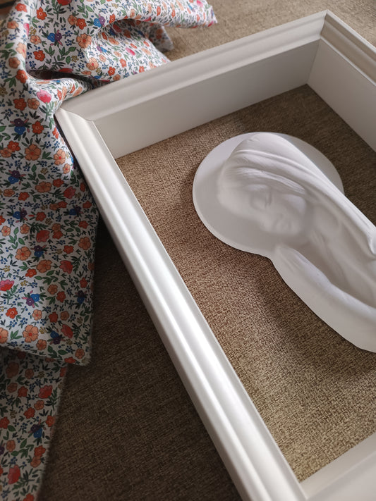 Virgen Niña verde otoño