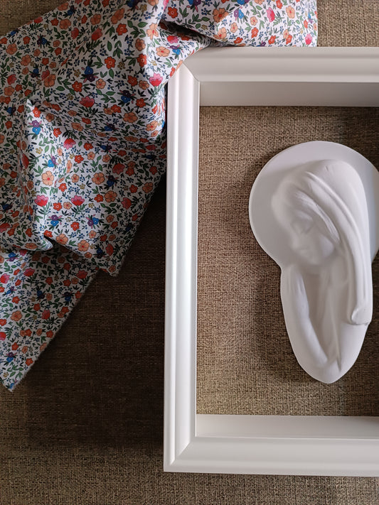 Virgen Niña verde otoño