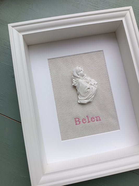 Virgen y Niño Jesús beige espiga con nombre