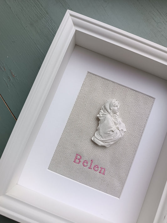 Virgen y Niño Jesús beige espiga con nombre