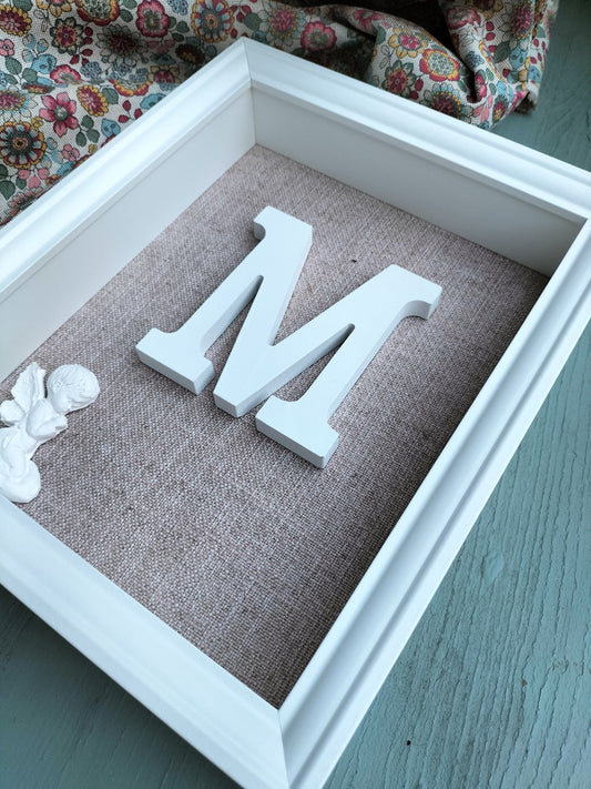 Letra con Ángel de la Guarda rosa empolvado