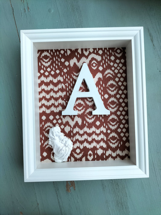 Letra con Virgen y Niño Jesús África