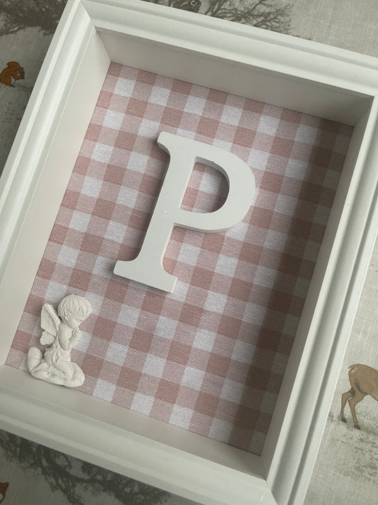 Letra con Ángel de la Guarda vichy rosa