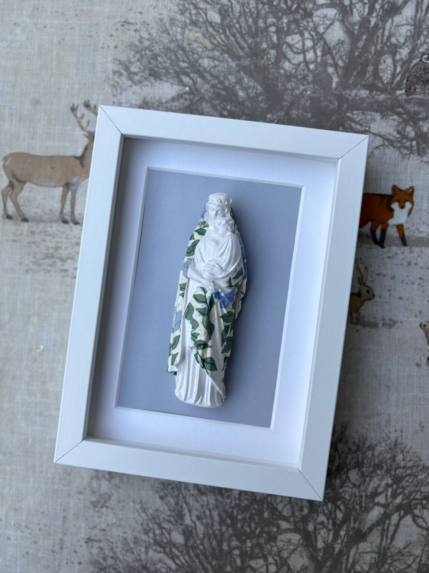 Madonna con Niño Jesús verde y azul