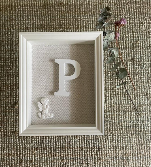 Letra con Ángel de la Guarda beige espiga