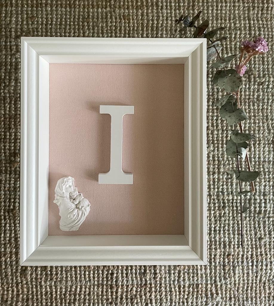 Letra con Virgen y Niño Jesús rosa