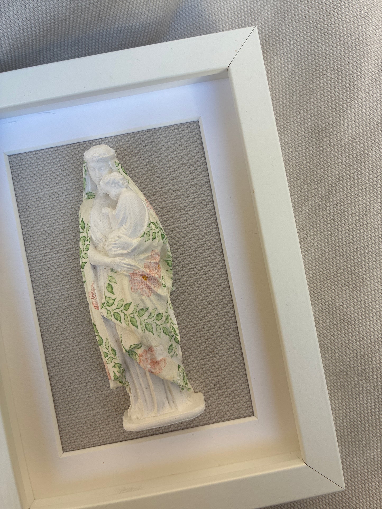 Madonna con Niño Jesús flores Verdes